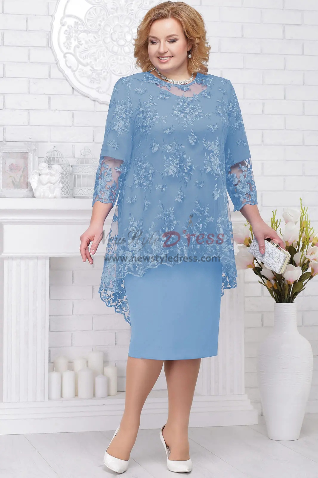 KneeLength Plus size Mother of the bride chiffon dress with lace
